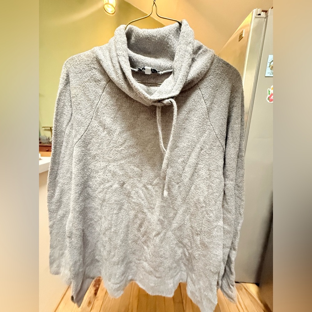 Chaus New York Grey Cowl Neck Sweater Size L